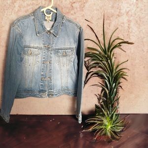 Women’s denim jacket